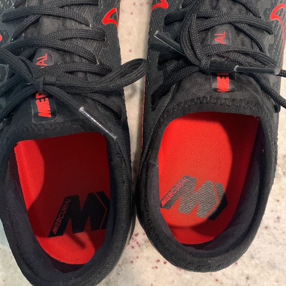 Nike Mercurial Indoor Soccer Boots - Picture 5 of 8